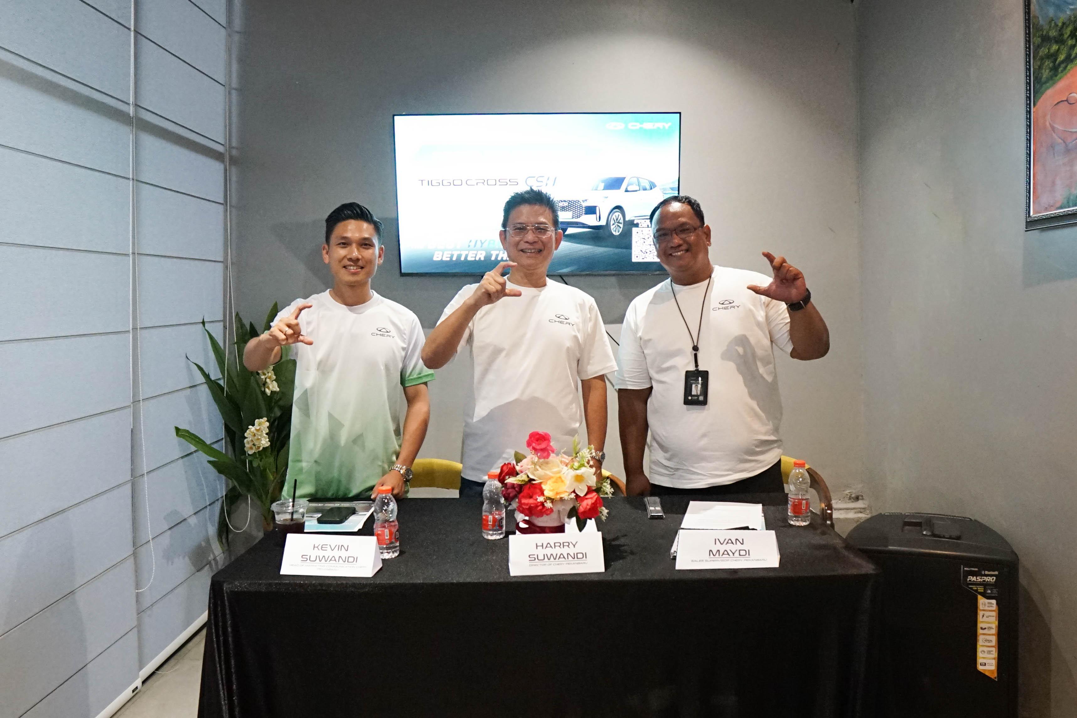 Tampil Memukau Publik Riau, Chery TIGGO Cross CSH Hybrid & Sport 1.5T Tawarkan Inovasi Hybrid dan Performa Sporty